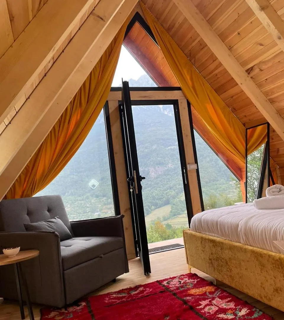Guest House Astrit Villi Theth